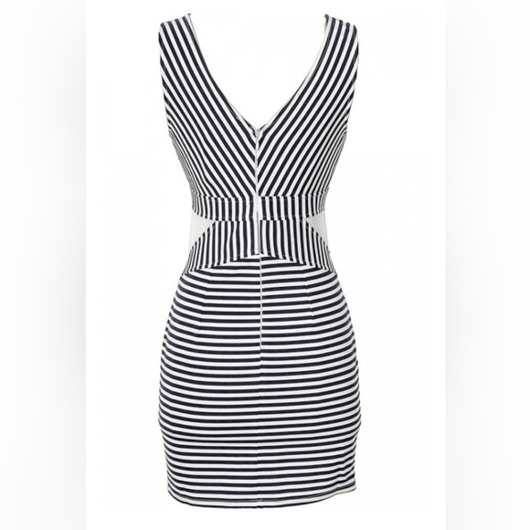 Bniina Navy Striped Plunging Neckline Mesh Insert Sleeveless Bodycon Dresses - Picture 2 of 9